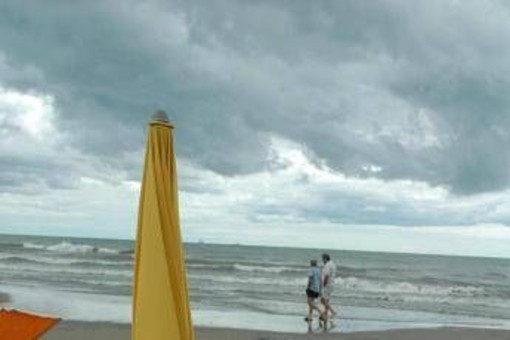 Meteo, doppia svolta in arrivo: maltempo, fresco e poi nuovo caldo africano sull’Italia