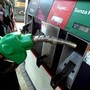 Caro carburanti, Eni: "Da lunedì un tetto ai prezzi di benzina e gasolio per 30 giorni" Caro carburanti, Eni: "Da lunedì un tetto ai prezzi di benzina e gasolio per 30 giorni"