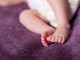 Usa, mamma mette la figlia neonata nel forno invece che nella culla e la piccola muore: "È stato un errore". Condannata
