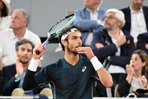 Musetti salta il Queen's dopo l'infortunio al Roland Garros. Verso il forfait anche Berrettini