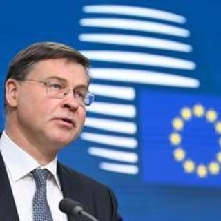 Bollo auto, Dombrovskis: "C'è margine nella gestione dei fondi europei" Bollo auto, Dombrovskis: "C'è margine nella gestione dei fondi europei"