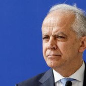 Piantedosi: "Mio addio al Viminale e ruolo in Europa pura fantasia" Piantedosi: "Mio addio al Viminale e ruolo in Europa pura fantasia"
