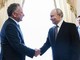 Putin vede Witkoff e annuncia: "Rilascio Hubbard e prime 40mila tonnellate di gasolio agli Usa" Putin vede Witkoff e annuncia: "Rilascio Hubbard e prime 40mila tonnellate di gasolio agli Usa"