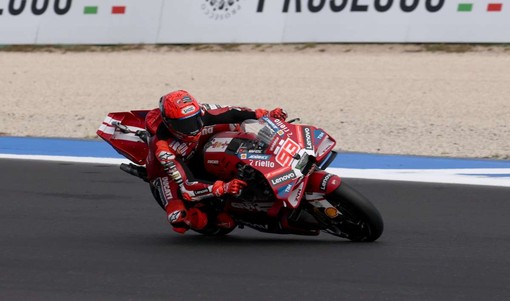 Marc Marquez trionfa al Gp di San Marino, Bezzecchi subito out Marc Marquez trionfa al Gp di San Marino, Bezzecchi subito out