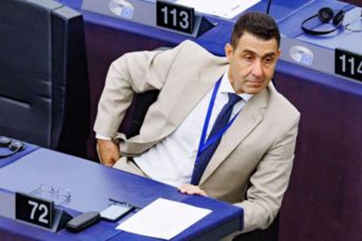 Vannacci: &quot;Lascio piazza di 'Repubblica' a radical chic che passano vacanze a Capalbio...&quot;