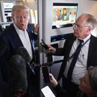 Donald Trump a Roma, arrivo a Fiumicino poi Villa Taverna. Domani ai funerali del Papa