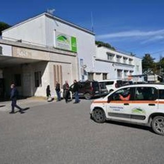 Bimbo trapiantato a Napoli, l'ospedale Monaldi: "In rapido peggioramento, de-escalation terapie" Bimbo trapiantato a Napoli, l'ospedale Monaldi: "In rapido peggioramento, de-escalation terapie"