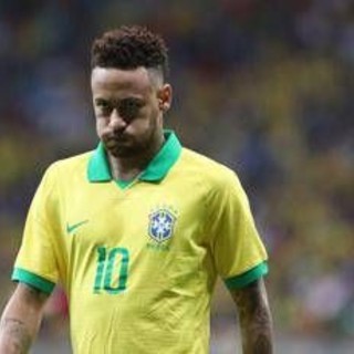 Neymar, dubbi sul futuro: "Potrei ritirarmi a dicembre" Neymar, dubbi sul futuro: "Potrei ritirarmi a dicembre"