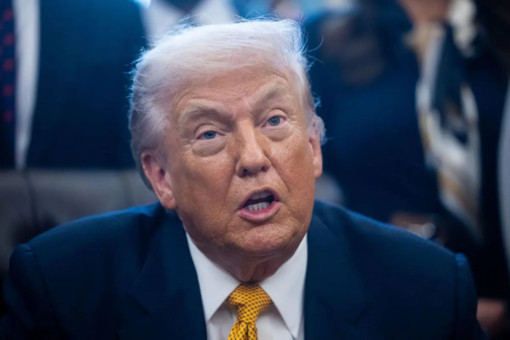 Ucraina, Trump “Putin ha accettato di non attaccare per una settimana” Ucraina, Trump “Putin ha accettato di non attaccare per una settimana”