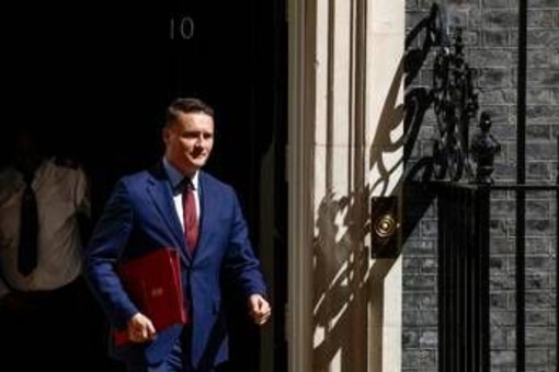 Gb, nuove dimissioni nel governo Starmer: Streeting lascia la carica di ministro della Salute Gb, nuove dimissioni nel governo Starmer: Streeting lascia la carica di ministro della Salute