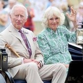 Camilla racconta la malattia di Re Carlo III: "Difficile mantenere il segreto di quella diagnosi"