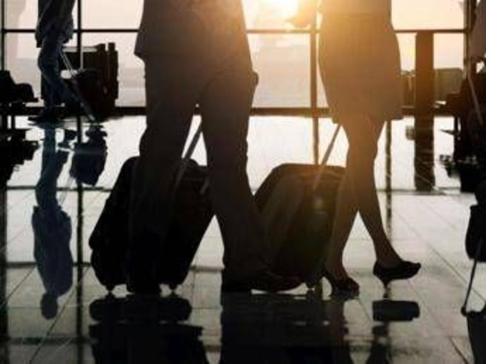Aeroporti, estate da incubo: con nuovo sistema Ue code di 4 ore per chi viene da fuori