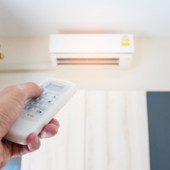 Quanto costa dormire con il condizionatore acceso? La verità dell'esperto