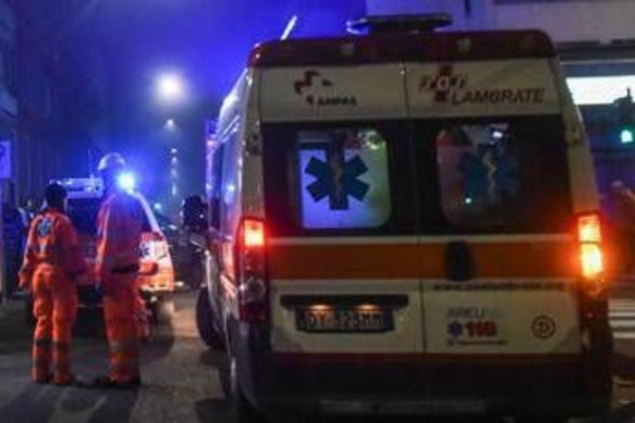 Incidente sulla A21, tir travolge auto ferme per tamponamento: un morto e due feriti gravi Incidente sulla A21, tir travolge auto ferme per tamponamento: un morto e due feriti gravi