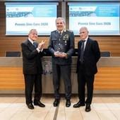 Università Campus Bio-Medico Roma, premio Sine Cura al generale Andrea De Gennaro