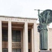 A 78 anni prende l'undicesima laurea, il super studente non si ferma