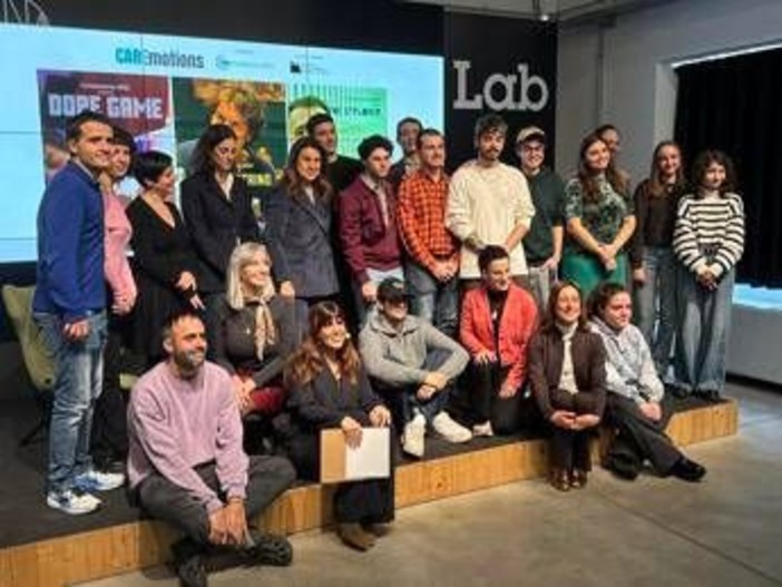 Internet, 8 giovani su 10 cercano online informazioni di salute, al via CAREmotions