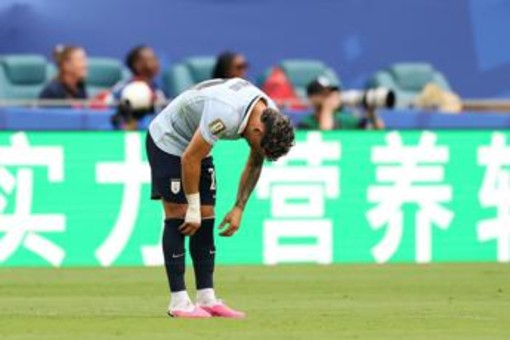 Uruguay-Capo Verde, Araujo gol dopo palo e papera: fuorigioco, tutto inutile Uruguay-Capo Verde, Araujo gol dopo palo e papera: fuorigioco, tutto inutile
