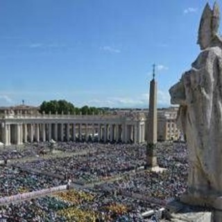 Papa Francesco, messa in suffragio a San Pietro: &quot;Senso di smarrimento&quot;