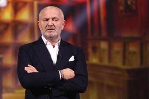 Pucci risponde a Fiorello: "Io pseudo-comico? Ecco il biglietto d'oro"