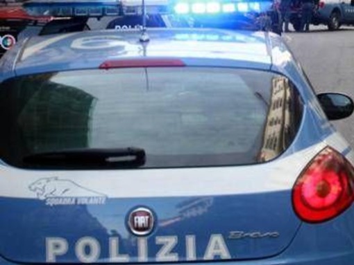 Bari, ragazzo denuncia presunte molestie sessuali: parroco ai domiciliari Bari, ragazzo denuncia presunte molestie sessuali: parroco ai domiciliari