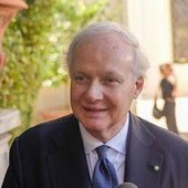Intesa Sanpaolo, Lucchini: "Lo spot mostra i nostri valori, la banca è vicina alle persone e alle piccole e grandi imprese"