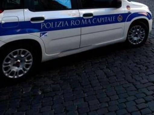 Roma, 24enne stuprata e sequestrata da dipendente locale in centro: un arresto Roma, 24enne stuprata e sequestrata da dipendente locale in centro: un arresto