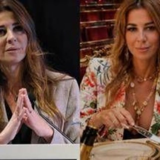Vannacci nella bufera, Siracusano lo attacca per la foto ritoccata senza maglietta: "Squallido usare l'AI per spogliare una donna, è uno schifo" Vannacci nella bufera, Siracusano lo attacca per la foto ritoccata senza maglietta: "Squallido usare l'AI per spogliare una donna, è uno schifo"