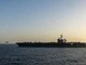 Iran, tre petroliere in fiamme nello Stretto di Hormuz dopo l'urto con mine