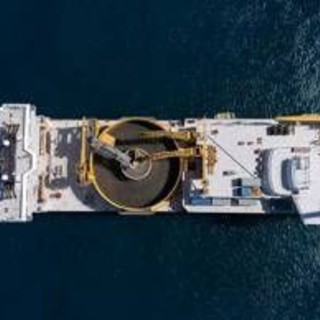 Tyrrhenian Link, Terna stabilisce un nuovo record mondiale nella posa di cavi elettrici sottomarini