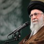 Iran, staff Khamenei e la possibile fuga in Russia: lo scenario per l'ayotallah