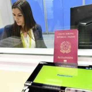 Poste, passaporti da record: superate 300mila richieste Poste, passaporti da record: superate 300mila richieste