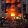 Ucraina, Russia attacca Kiev con missili e droni: 8 morti