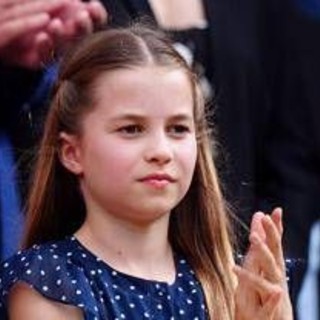 La principessa Charlotte compie 10 anni, gli auguri di William e Kate con una foto inedita
