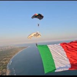 Paracadutismo, Carabinieri conquistano titolo italiano per precisione in atterraggio a squadre, all'Esercito tre titoli individuali Paracadutismo, Carabinieri conquistano titolo italiano per precisione in atterraggio a squadre, all'Esercito tre titoli individuali