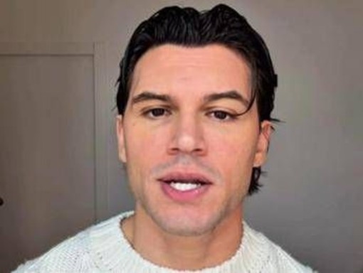 Caso Signorini, parla Medugno: "Mai andato a letto con lui, ero manipolato dal mio manager" Caso Signorini, parla Medugno: "Mai andato a letto con lui, ero manipolato dal mio manager"