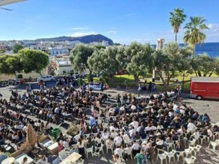 Ia, confronto in venti città con iniziativa Guglielmo Marconi 'Una lezione in piazza' Ia, confronto in venti città con iniziativa Guglielmo Marconi 'Una lezione in piazza'