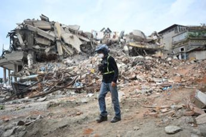 Terremoto in Venezuela, bilancio vittime continua a salire: i morti sono quasi 3mila Terremoto in Venezuela, bilancio vittime continua a salire: i morti sono quasi 3mila