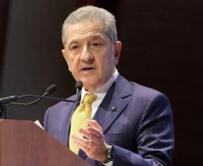 Guerra Iran, Panetta: "Forte aumento prezzi gas e petrolio, più rischi per inflazione e crescita"