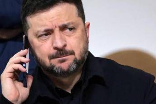 Ucraina, bilancio in rosso. NYT: "Zelensky chiede altri 23 miliardi all'Ue" Ucraina, bilancio in rosso. NYT: "Zelensky chiede altri 23 miliardi all'Ue"
