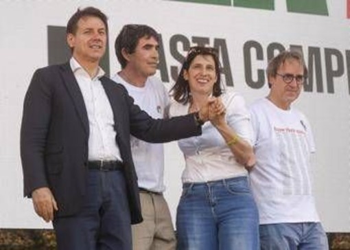 Referendum, Pd-M5S-Avs ripartono dai 14 milioni al voto. Renzi avverte: &quot;Così non si vince&quot;