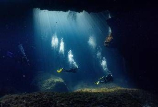 Maldive, individuati i corpi dei 4 sub italiani Maldive, individuati i corpi dei 4 sub italiani