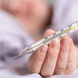 Influenza, salgono infezioni respiratorie. Iss: "Nessun segno di maggiore gravità"