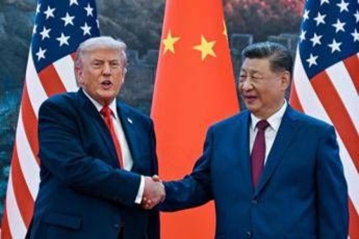 Usa-Cina, Xi esorta a essere "partner più che avversari". Trump: "Sei un grande leader"