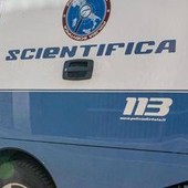 Roma, accoltella l'amica alla schiena durante lite per un ragazzo: arrestata 19enne Roma, accoltella l'amica alla schiena durante lite per un ragazzo: arrestata 19enne