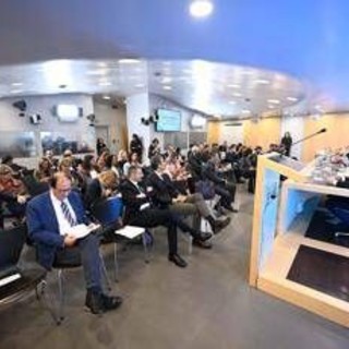 Sanità, Cicchetti (Altems): "Liste d'attesa? Serve coraggio per taglio prestazioni inutili" Sanità, Cicchetti (Altems): "Liste d'attesa? Serve coraggio per taglio prestazioni inutili"