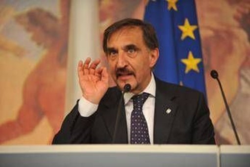 La Russa: &quot;Con Emirati rapporto che funziona, basato su serietà e correttezza&quot;