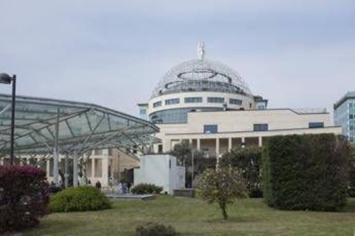 Scambio di embrioni al San Raffaele, riprende attività del centro di Medicina della Riproduzione Scambio di embrioni al San Raffaele, riprende attività del centro di Medicina della Riproduzione