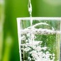 Acqua somministrata in bar e ristoranti, irregolare oltre un locale su due: i controlli dei Nas Acqua somministrata in bar e ristoranti, irregolare oltre un locale su due: i controlli dei Nas