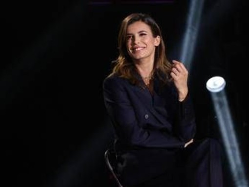 Elisabetta Canalis, la verità sulla 'ricetta' del petto di pollo. E la gaffe di Clerici Elisabetta Canalis, la verità sulla 'ricetta' del petto di pollo. E la gaffe di Clerici